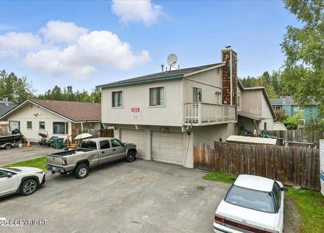 Property at 8601 Moss Ct, Anchorage, AK 99504, 4 beds, 2 baths