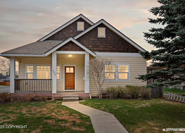 Property at 700 N Pine St, Anchorage, AK 99508, 3 beds, 2.5 baths