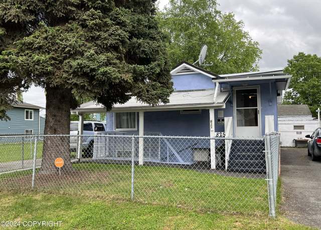 Property at 825 N Lane St, Anchorage, AK 99501, 4 beds, 2 baths