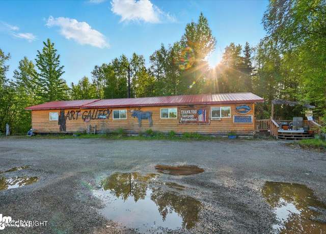 Property at 31391 W Parks Hwy, Willow, AK 99688, 1 bed, 1 bath