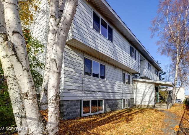 Property at 726 E 11th Ave, Anchorage, AK 99501, 11 beds, 6 baths