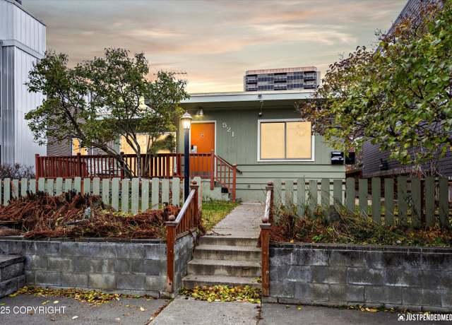 Property at 521 N St, Anchorage, AK 99501, 7 beds, 4 baths