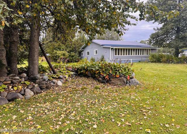 Property at 73340 School Ave, Anchor Point, AK 99556, 2 beds, 1 bath