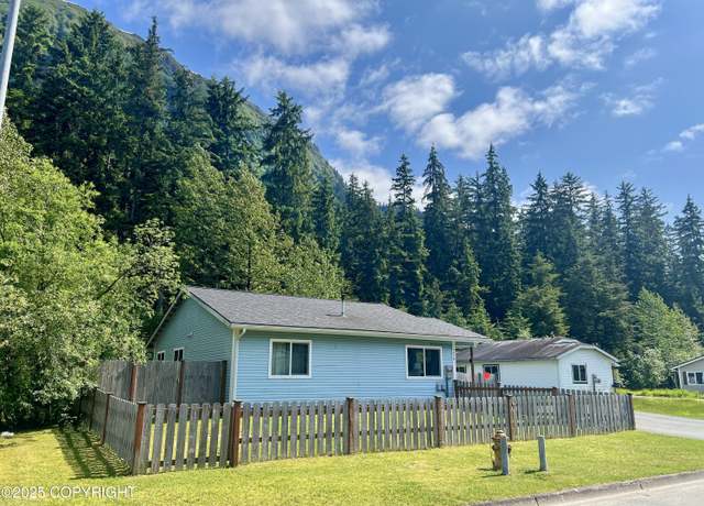Property at 4478 Kanata Deyi St, Juneau, AK 99801, 3 beds, 1.5 baths