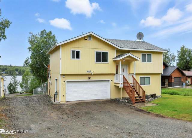 Property at 2800 N Alma Dr, Wasilla, AK 99623, 3 beds, 2 baths