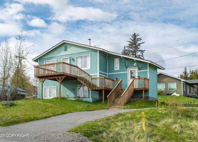 Property at 414 Bonanza Ave, Homer, AK 99603, 5 beds, 2 baths