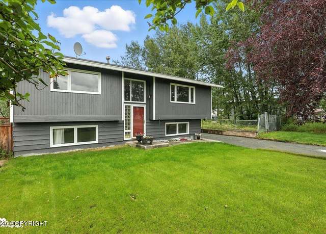 Property at 6921 E 10th Ave, Anchorage, AK 99504, 4 beds, 2 baths
