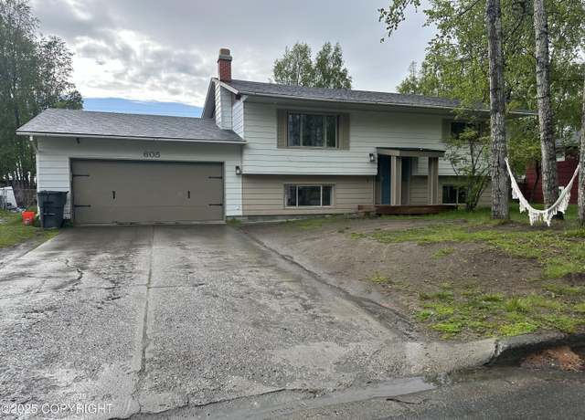 Property at 605 Cedar Dr, Kenai, AK 99611, 4 beds, 2 baths
