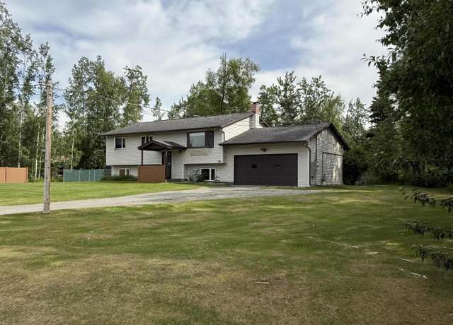 Property at 981 E Susitna Dr, Wasilla, AK 99654, 4 beds, 2.5 baths