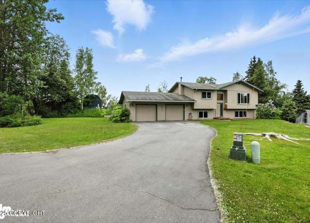 Property at 18033 Teklanika Dr, Eagle River, AK 99577, 4 beds, 2 baths