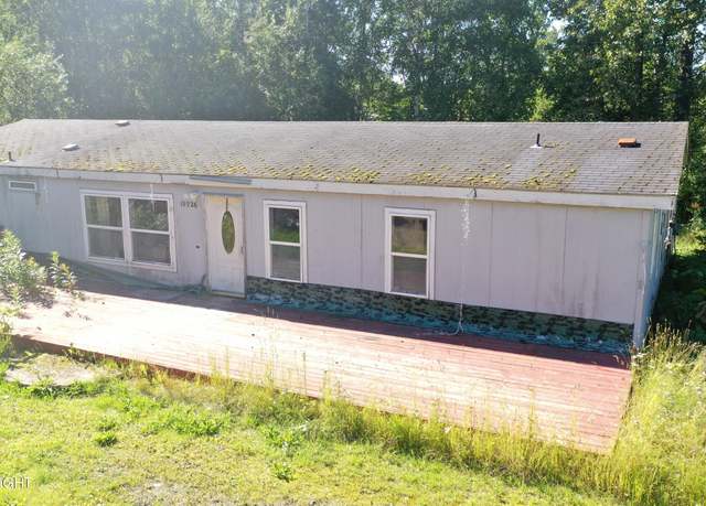 Property at 19926 E Henkins Rd, Chugiak, AK 99567, 3 beds, 2 baths