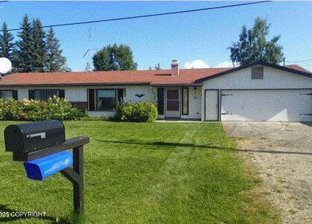Property at 1718 Bridgewater Dr, Fairbanks, AK 99709, 3 beds, 2 baths