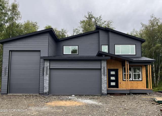 Property at 7325 N Paw St, Wasilla, AK 99654, 3 beds, 2.5 baths
