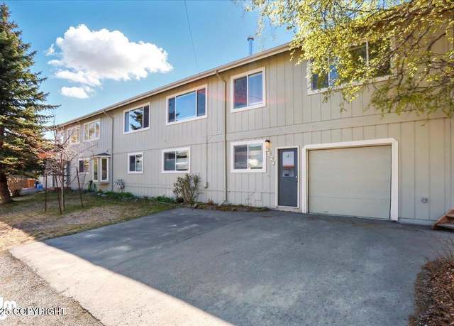 Property at 4820 W 84th Ave, Anchorage, AK 99502, 6 beds, 4.5 baths