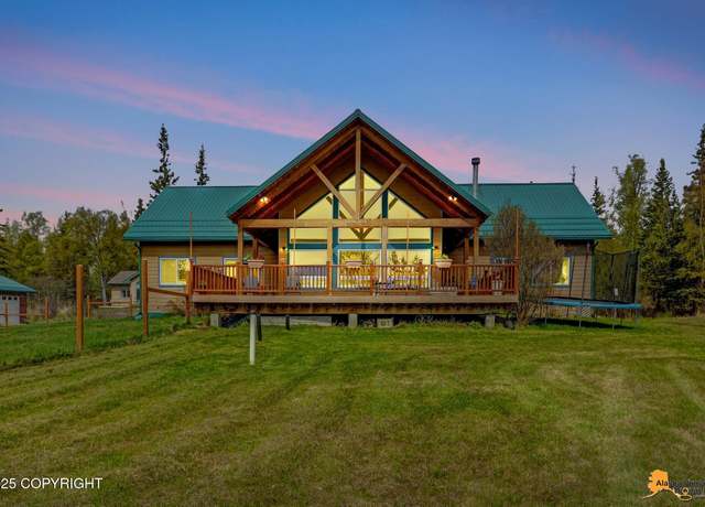 Property at 3577 N Clark Wolverine Rd, Palmer, AK 99645, 6 beds, 5.5 baths