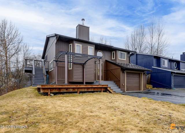 Property at 7001 Miranda Dr, Anchorage, AK 99507, 3 beds, 2 baths