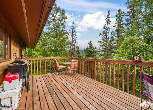 Property at 5510 Griffin Rd, Anchorage, AK 99516, 4 beds, 2 baths