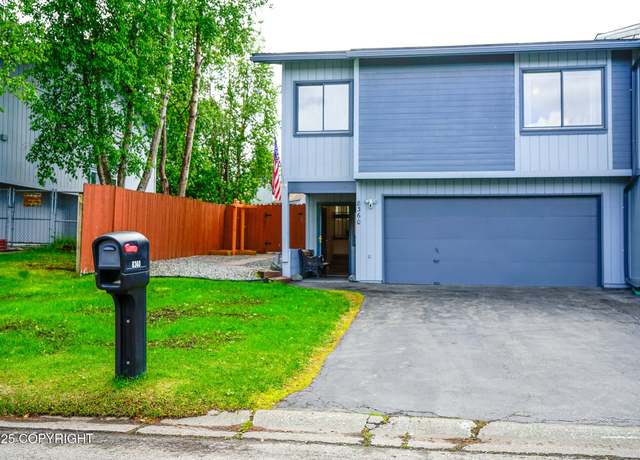 Property at 8360 Raggedtop Cir, Anchorage, AK 99504, 3 beds, 2 baths