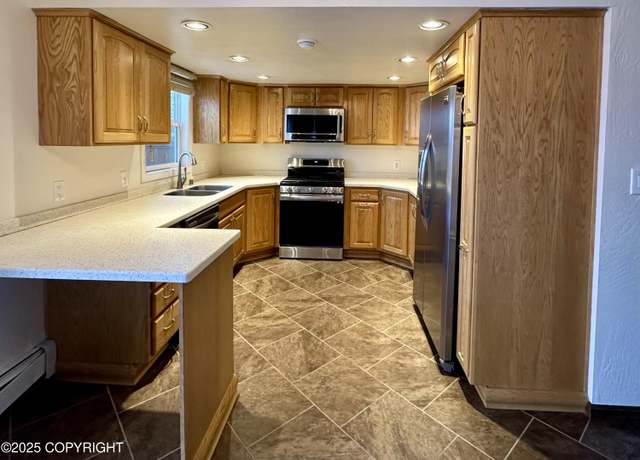 Property at 3211 Eastgate Pl #105, Anchorage, AK 99504, 3 beds, 1.5 baths