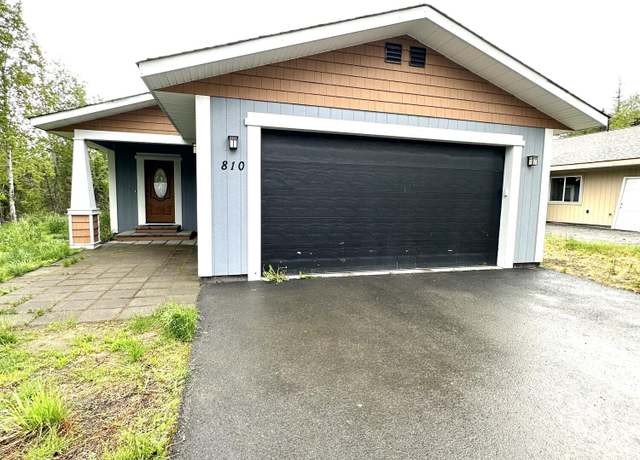 Property at 810 Auk St, Kenai, AK 99611, 3 beds, 2 baths