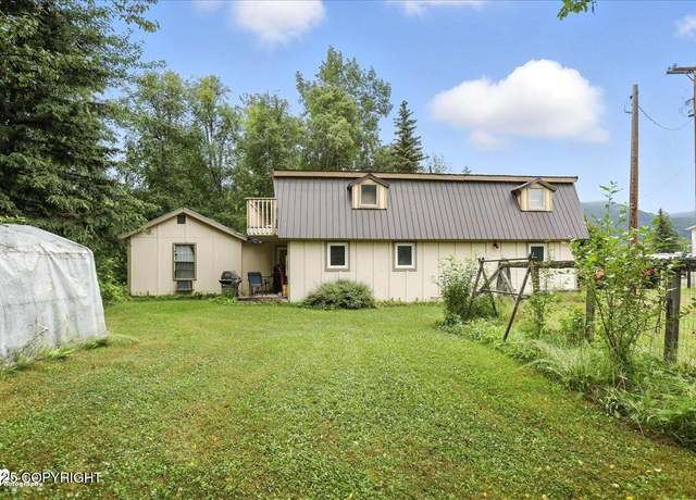 Property at 2000 N Eugene Dr, Palmer, AK 99645, 3 beds, 3 baths