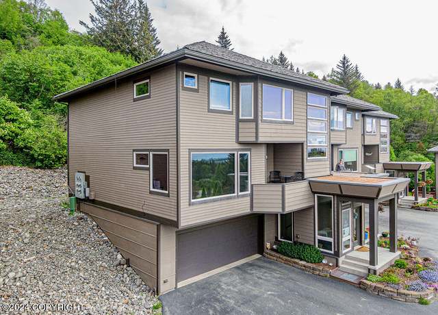 Property at 816 Quiet Creek Dr, Homer, AK 99603, 3 beds, 3 baths