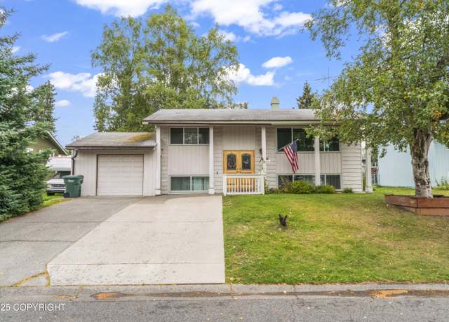 Property at 4811 Kupreanof St, Anchorage, AK 99507, 5 beds, 2 baths