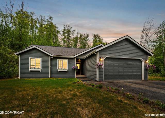 Property at 1801 N Buckeye Ln, Wasilla, AK 99654, 3 beds, 2 baths