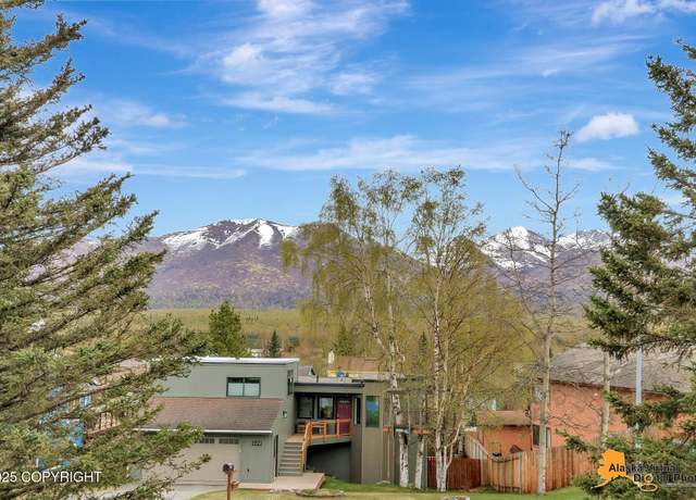 Property at 1930 Rebel Ridge Dr, Anchorage, AK 99504, 3 beds, 3 baths
