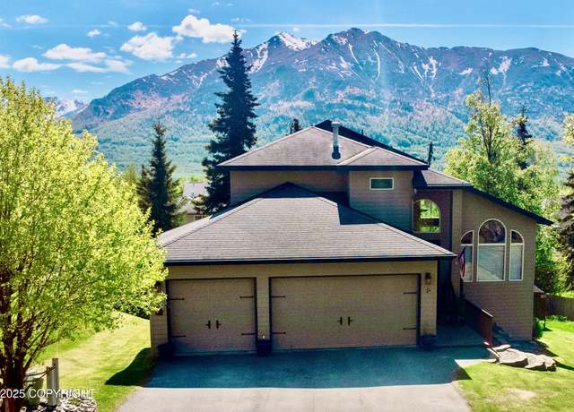 Property at 20420 Williamsburg Dr, Eagle River, AK 99577, 6 beds, 3.5 baths