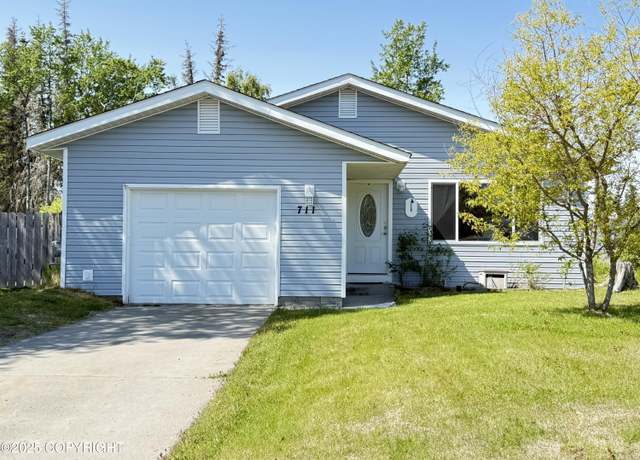 Property at 711 Maple Dr, Kenai, AK 99611, 3 beds, 1 bath