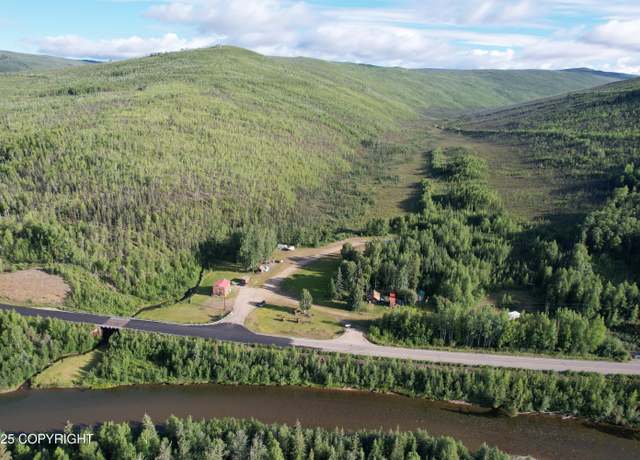 Property at 8721 Steese Hwy, Fairbanks, AK 99712, 6 beds, 1 bath