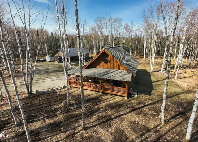 Property at 3940 N Crossover Dr, Wasilla, AK 99654, 3 beds, 1.5 baths