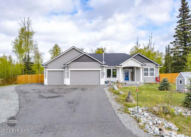 Property at 2611 W Angela Dr, Wasilla, AK 99654, 3 beds, 2 baths