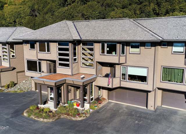 Property at 818 Quiet Creek Dr, Homer, AK 99603, 3 beds, 3 baths