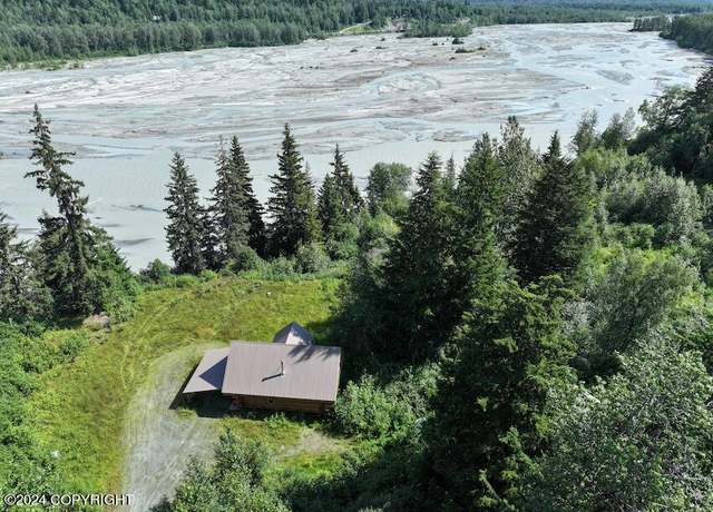 Property at 344 Eagle Bluff Dr, Haines, AK 99827, 3 beds, 2 baths