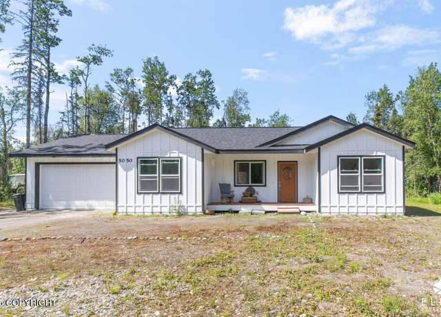 Property at 5050 N Gold Mint Dr, Wasilla, AK 99654, 3 beds, 2 baths