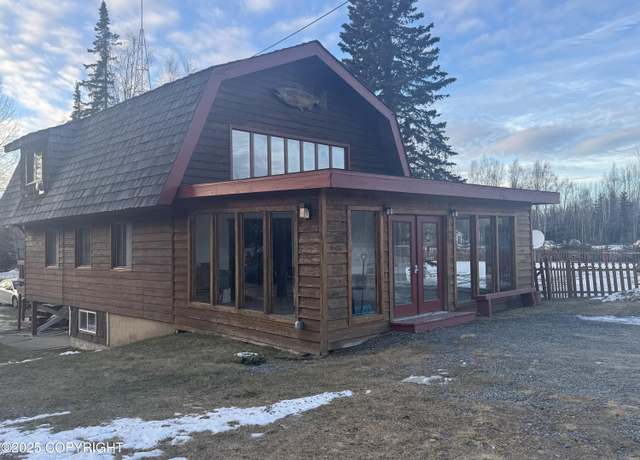 Property at 5743 Kenai Spur Hwy, Kenai, AK 99611, 5 beds, 3.5 baths
