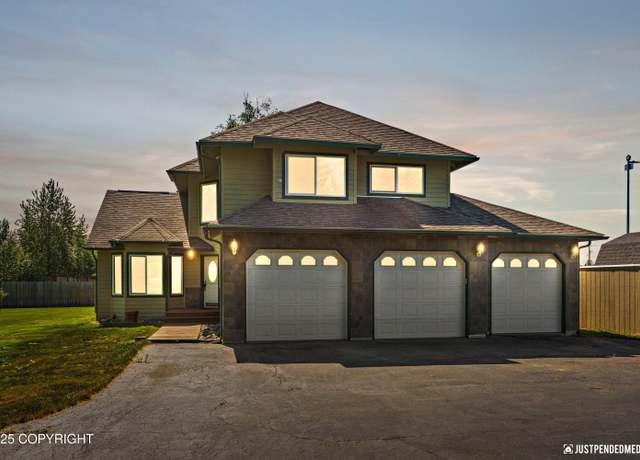 Property at 4200 E Grumman Cir, Wasilla, AK 99654, 3 beds, 3 baths