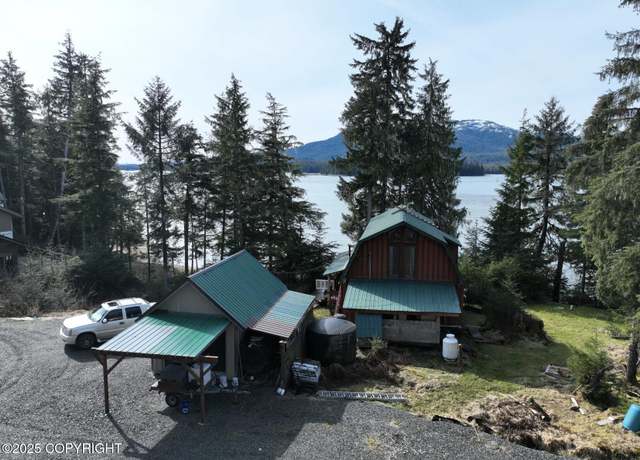 Property at 20 Libby Ln, Petersburg, AK 99833, 3 beds, 1 bath