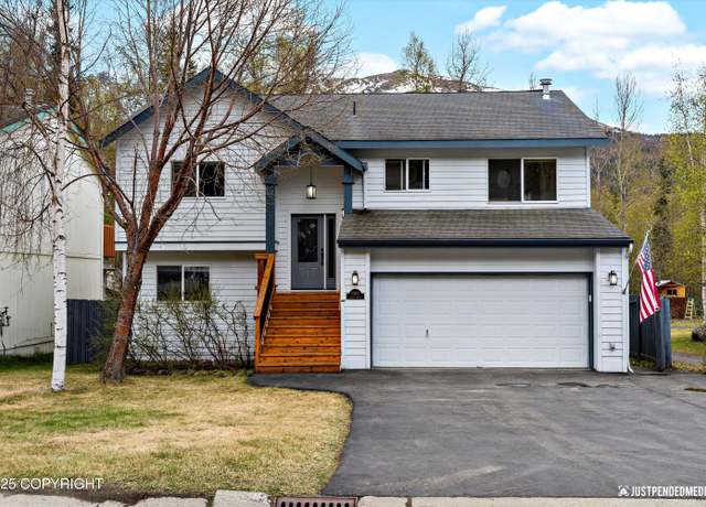 Property at 18910 Danny Dr, Eagle River, AK 99577, 4 beds, 2.5 baths