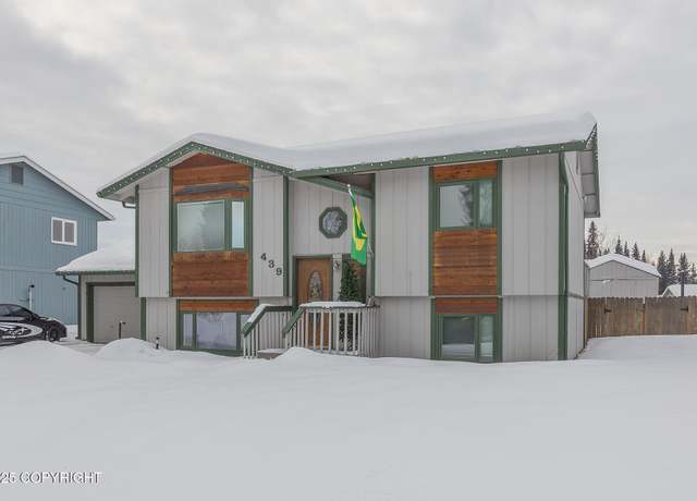 Property at 439 Cindy Dr, Fairbanks, AK 99701, 4 beds, 2 baths