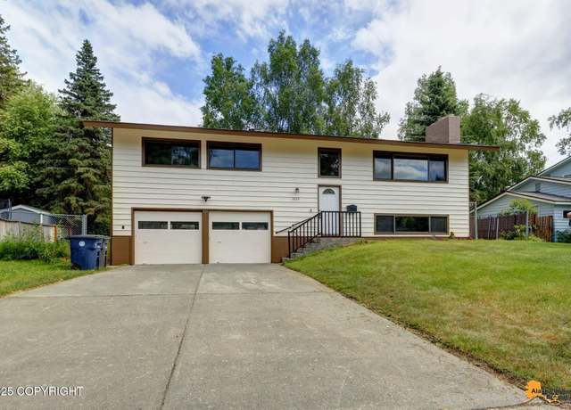 Property at 3223 Madison Way, Anchorage, AK 99508, 5 beds, 2.5 baths