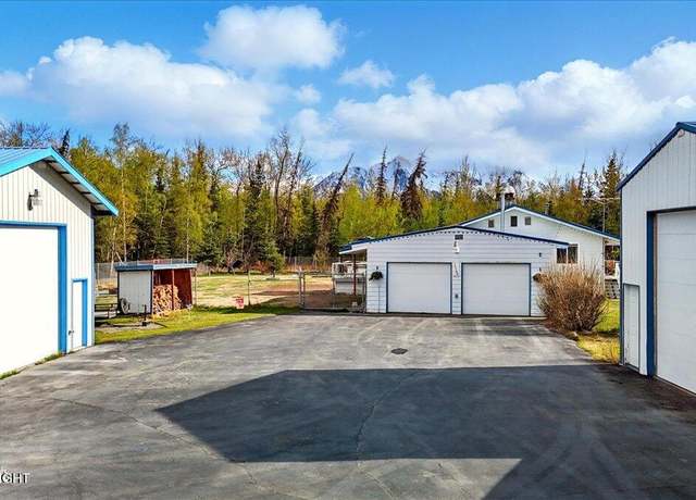 Property at 16300 E Maud Rd, Palmer, AK 99645, 3 beds, 3 baths