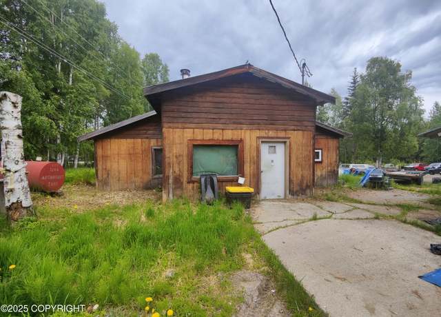 Property at 14954 W Parks Hwy, Wasilla, AK 99623, 2 beds, 1 bath
