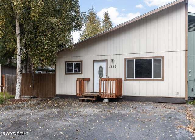 Property at 4932 Drake St, Fairbanks, AK 99709, 3 beds, 2 baths