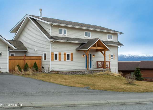 Property at 855 Soundview Ave, Homer, AK 99603, 6 beds, 3.5 baths