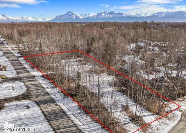 Property at 925 N Gambit Cir, Wasilla, AK 99654