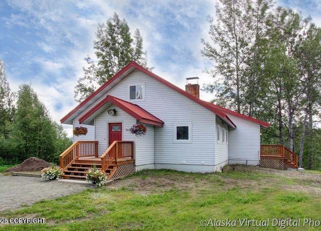 Property at 28468 S Talkeetna Spur, Talkeetna, AK 99676, 5 beds, 3 baths