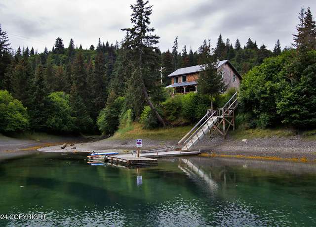 Property at 52013 Halibut Cove REM SW, Halibut Cove, AK 99603, 4 beds, 2 baths